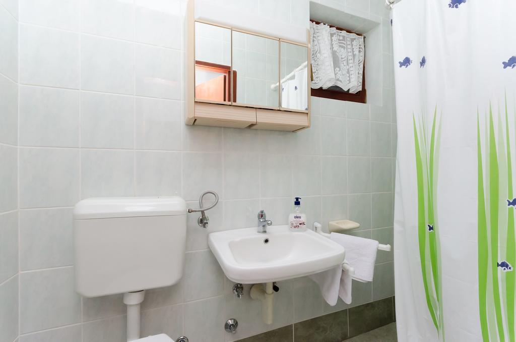 Apartments Dragan Lopar Extérieur photo
