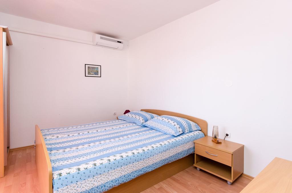 Apartments Dragan Lopar Extérieur photo