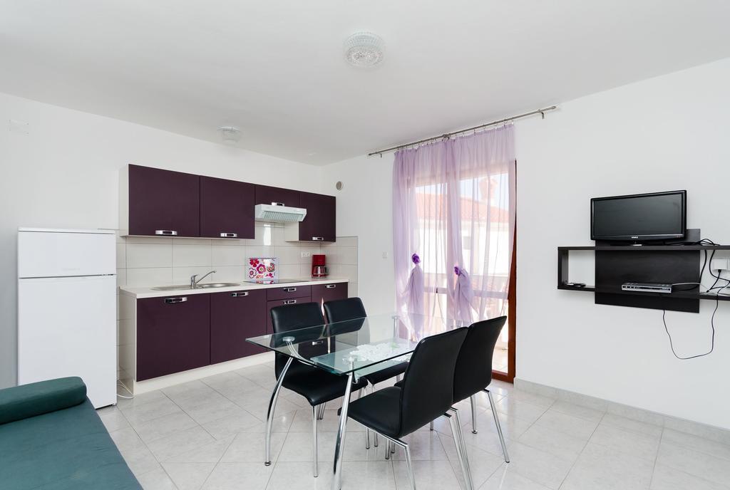 Apartments Dragan Lopar Extérieur photo