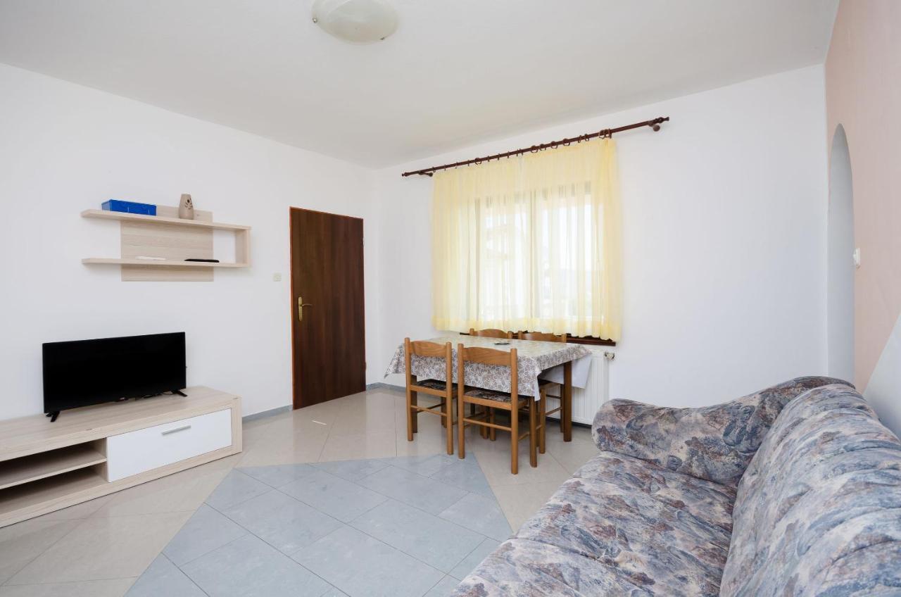 Apartments Dragan Lopar Extérieur photo