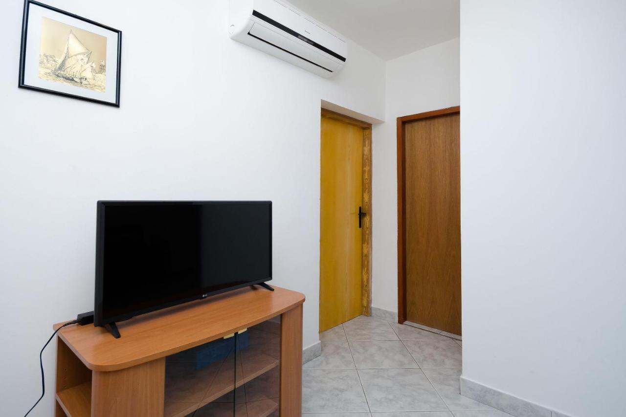 Apartments Dragan Lopar Extérieur photo